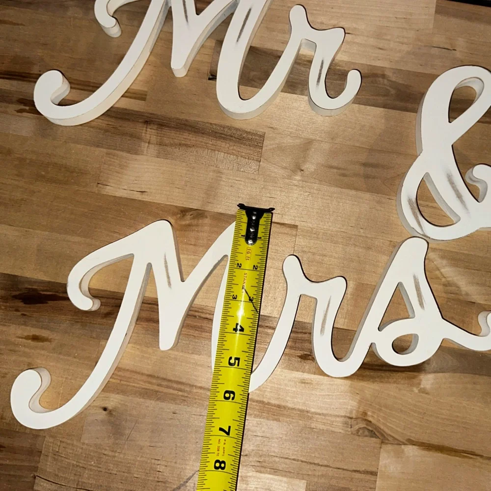 Mr & Ms white table Letters - Picture 2 of 2